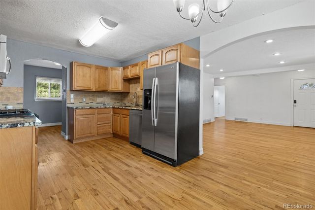 1461 E 95th Avenue, Thornton, CO 80229