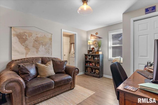 1425 W EDWARDS Street, Springfield, IL 62704