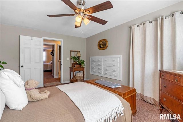 1425 W EDWARDS Street, Springfield, IL 62704