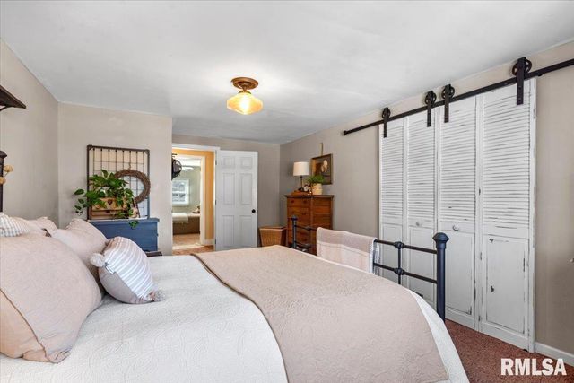 1425 W EDWARDS Street, Springfield, IL 62704