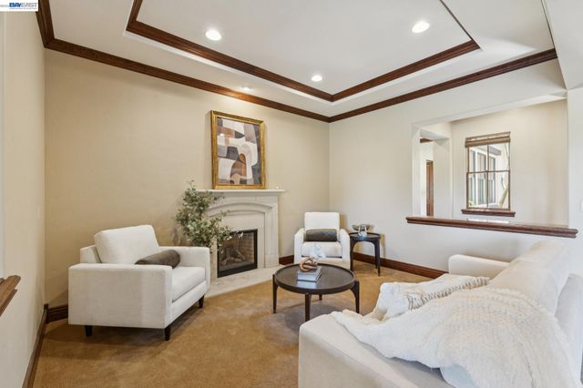 2402 Silver Oaks Ln, Pleasanton, CA 94566