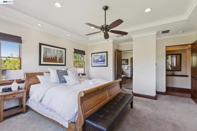 2402 Silver Oaks Ln, Pleasanton, CA 94566