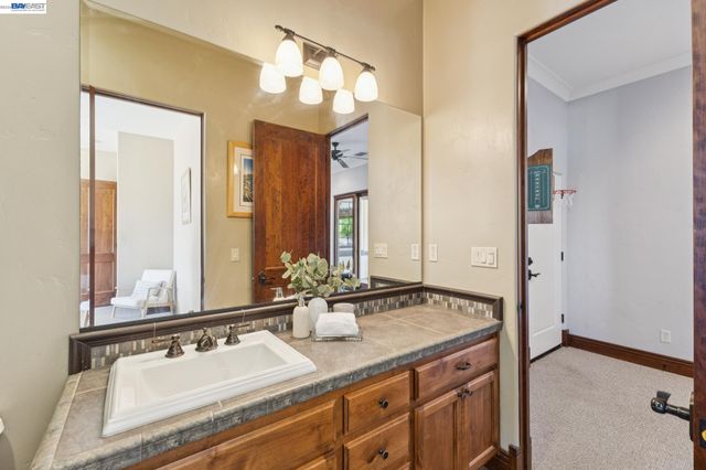 2402 Silver Oaks Ln, Pleasanton, CA 94566