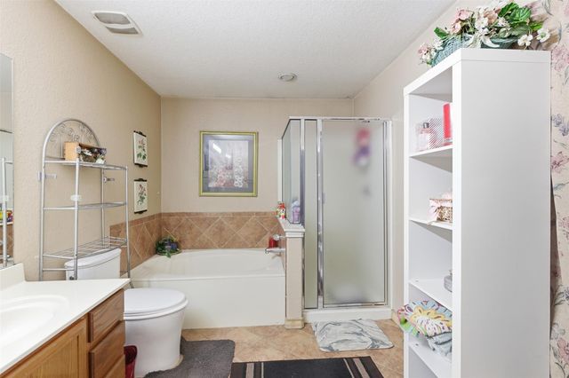 5701 Malarkey RD, Del Valle, TX 78617