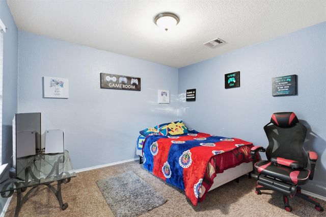 5701 Malarkey RD, Del Valle, TX 78617