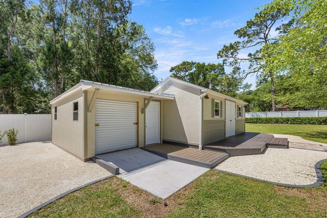 20430 SW 80TH PLACE ROAD, Dunnellon, FL 34431