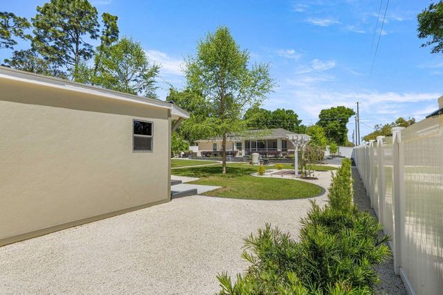 20430 SW 80TH PLACE ROAD, Dunnellon, FL 34431