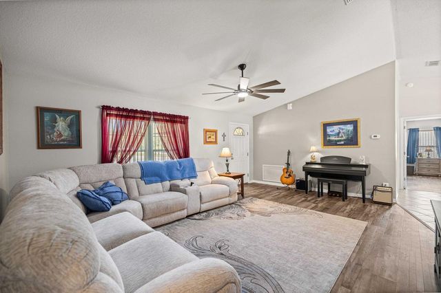 20430 SW 80TH PLACE ROAD, Dunnellon, FL 34431