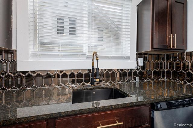 193 Puritan Street, Highland Park, MI 48203