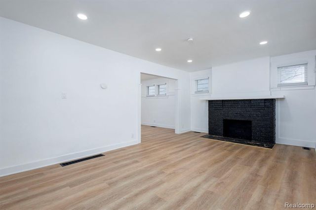 193 Puritan Street, Highland Park, MI 48203