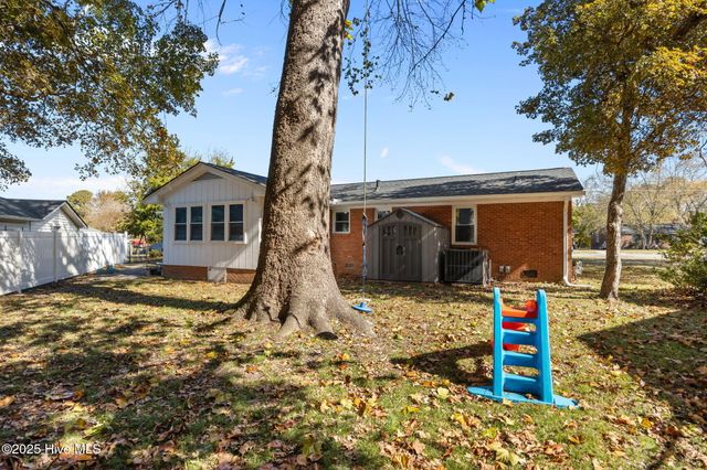 4051 Allen Street, Farmville, NC 27828