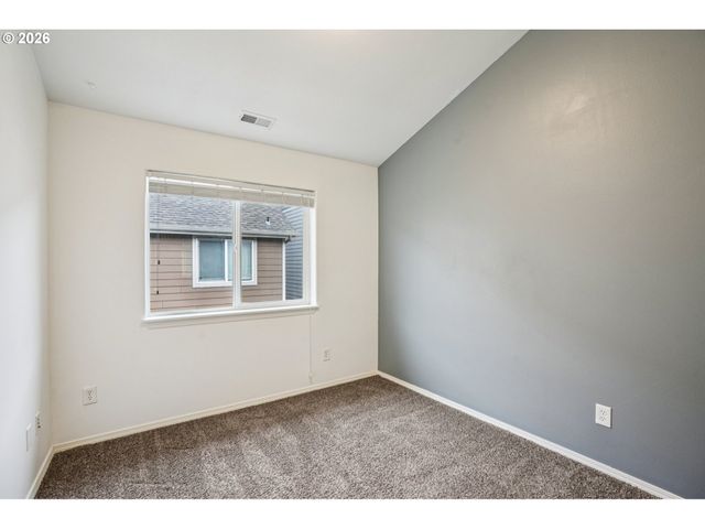 9235 Sw TANOAK Ln, Tualatin, OR 97062