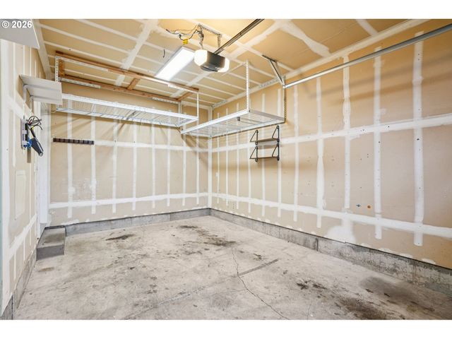 9235 Sw TANOAK Ln, Tualatin, OR 97062