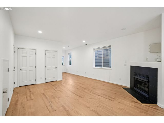 9235 Sw TANOAK Ln, Tualatin, OR 97062