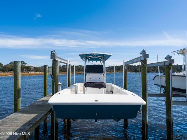 9202 River Road, Wilmington, NC 28412