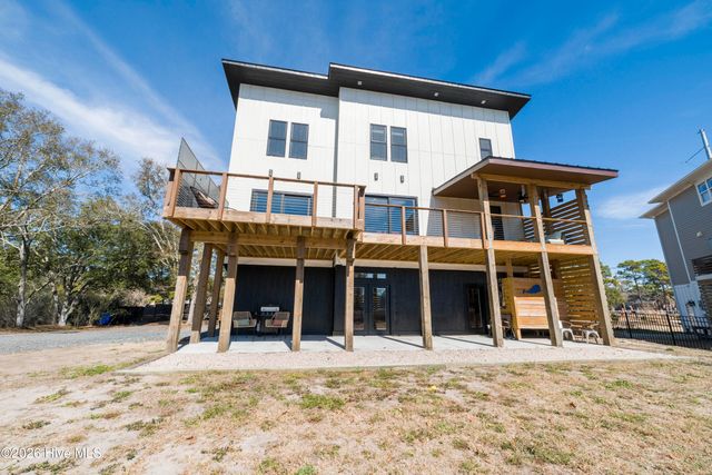 9202 River Road, Wilmington, NC 28412