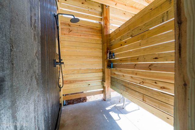 9202 River Road, Wilmington, NC 28412