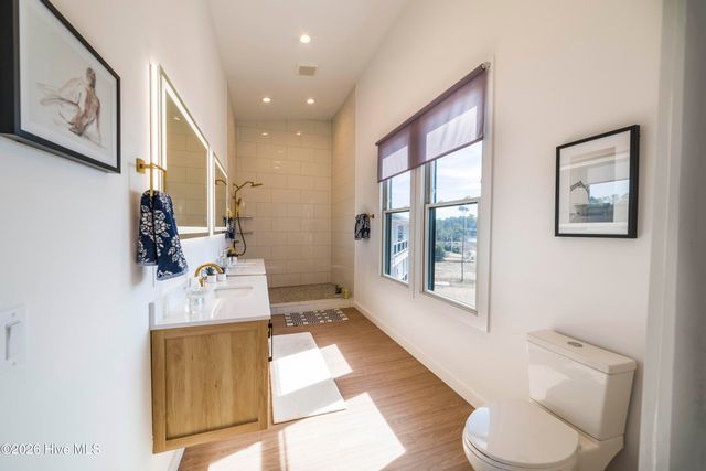 9202 River Road, Wilmington, NC 28412