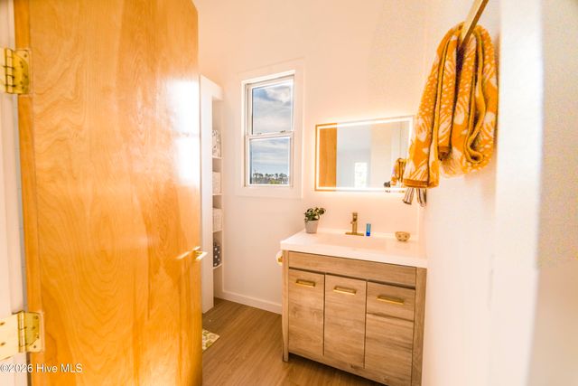 9202 River Road, Wilmington, NC 28412