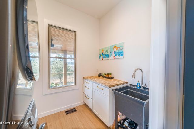 9202 River Road, Wilmington, NC 28412