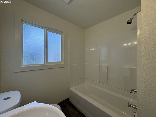 289 28TH Ave, Longview, WA 98632