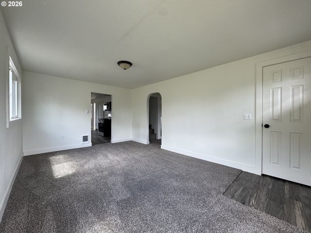 289 28TH Ave, Longview, WA 98632