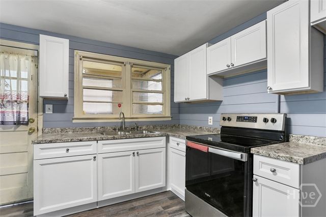 1838 Stuyvesant Street, Savannah, GA 31405