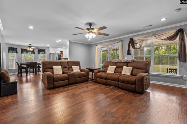 246 Keystone Drive, Hopkins, SC 29061