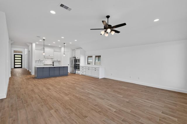 15951 Mahogany Mist Drive, Conroe, TX 77302
