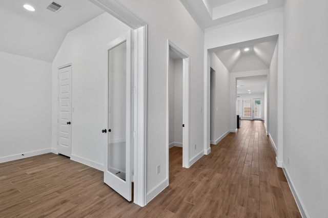 15951 Mahogany Mist Drive, Conroe, TX 77302