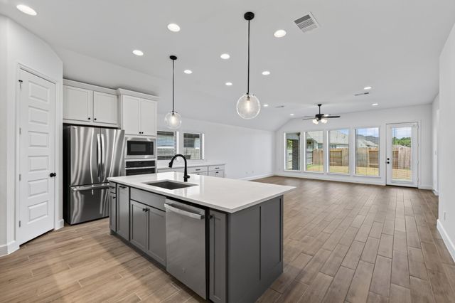 15951 Mahogany Mist Drive, Conroe, TX 77302