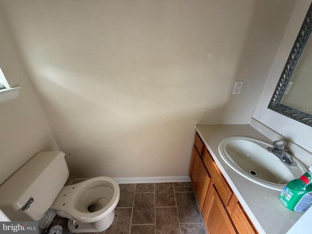 93 GRANT LN, Berlin, NJ 08009