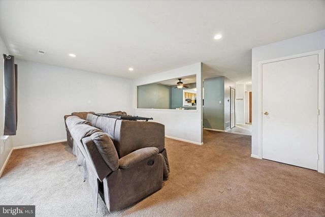 93 GRANT LN, Berlin, NJ 08009