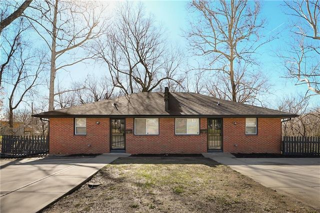 719 E COLLEGE Street, Independence, MO 64055