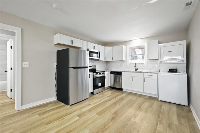 719 E COLLEGE Street, Independence, MO 64055