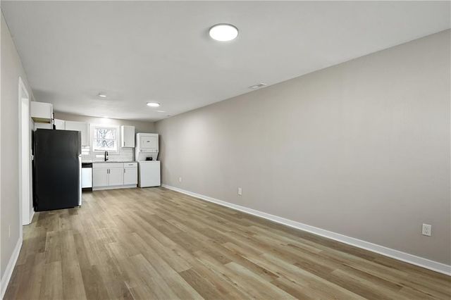 719 E COLLEGE Street, Independence, MO 64055