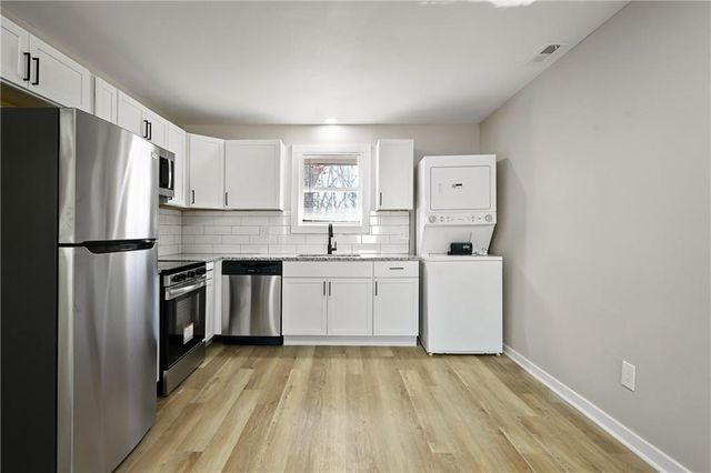 719 E COLLEGE Street, Independence, MO 64055