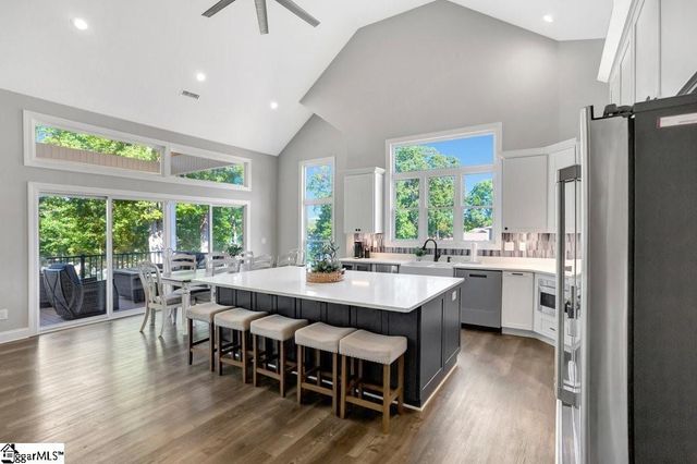 401 Broadwater Circle, Anderson, SC 29626