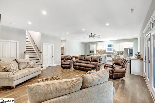 401 Broadwater Circle, Anderson, SC 29626