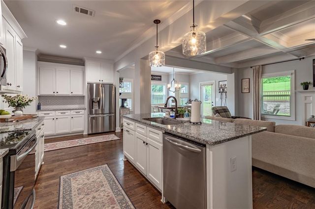 218 Ivey Drive, Bethlehem, GA 30620