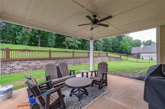 218 Ivey Drive, Bethlehem, GA 30620