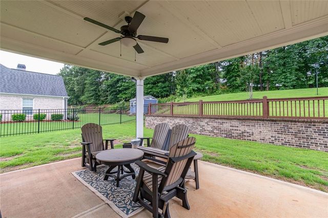 218 Ivey Drive, Bethlehem, GA 30620