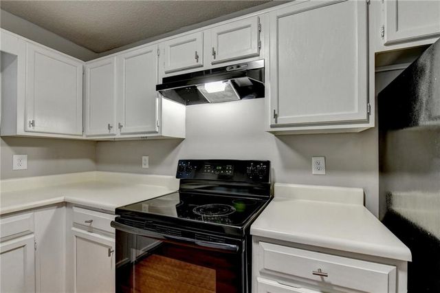 8030 Sand Wedge Circle NW, Kennesaw, GA 30144