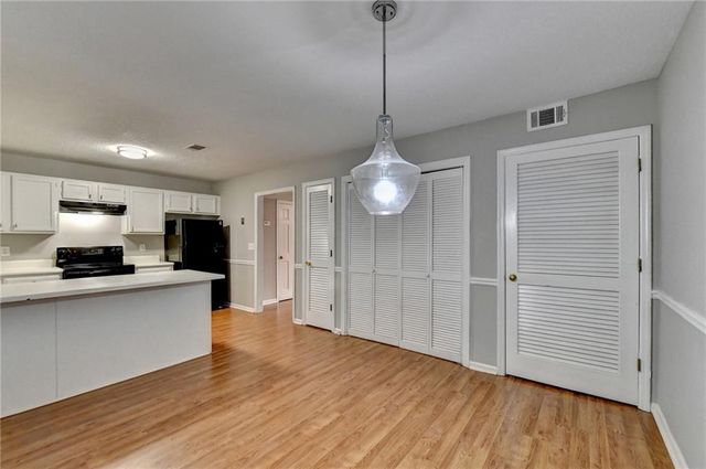 8030 Sand Wedge Circle NW, Kennesaw, GA 30144