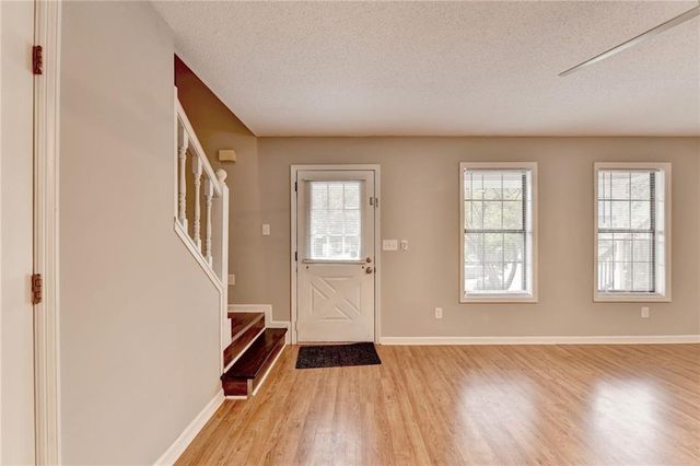 8030 Sand Wedge Circle NW, Kennesaw, GA 30144