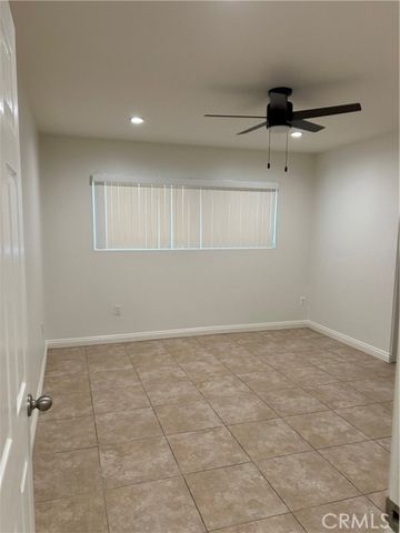 7112 Heil, Huntington Beach, CA 92647