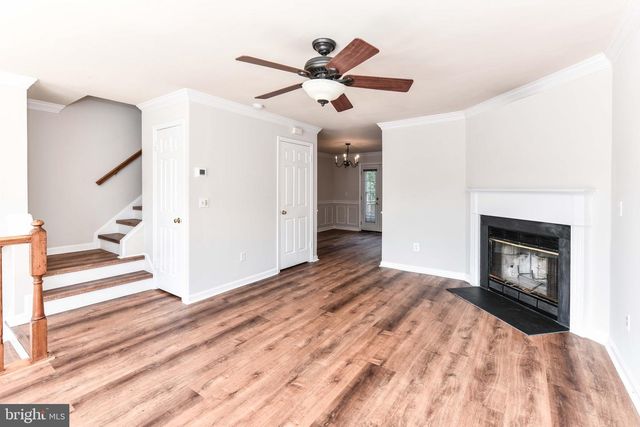 1207 BOND ST, Herndon, VA 20170