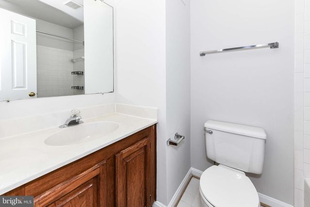 1207 BOND ST, Herndon, VA 20170