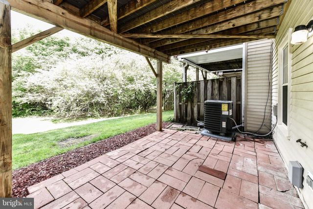 1207 BOND ST, Herndon, VA 20170