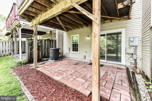 1207 BOND ST, Herndon, VA 20170